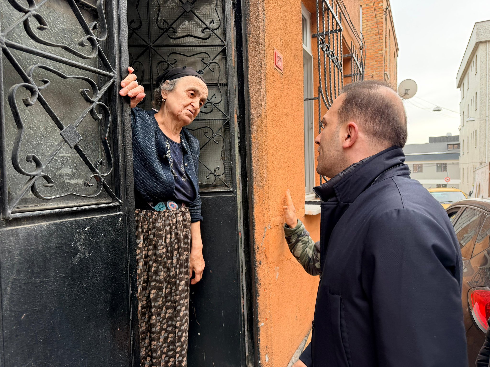 BEYOĞLU’NDA İFTAR ÖNCESİ GÖNÜL ZİYARETLERİ